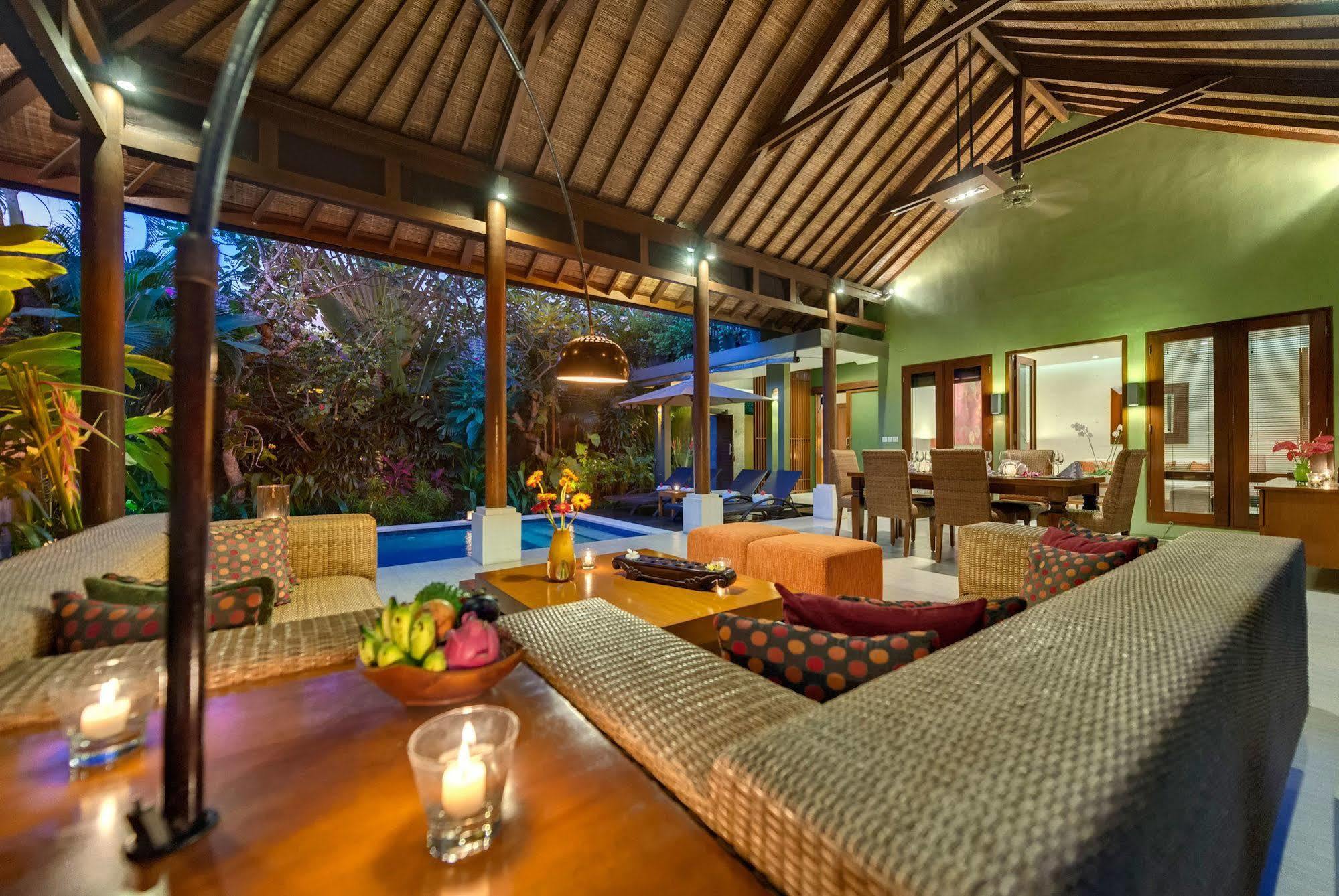 Lakshmi Villas Seminyak  Bagian luar foto