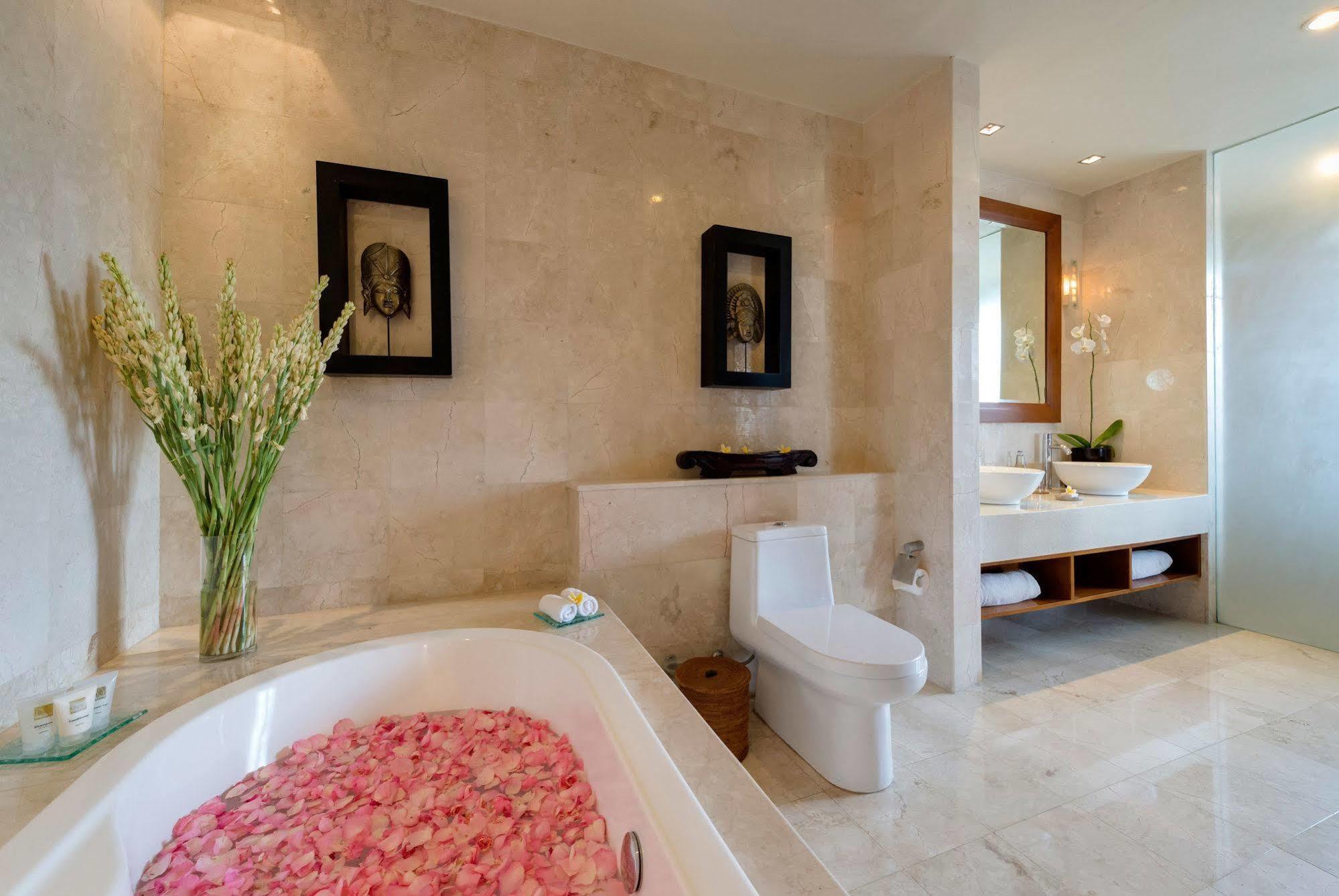 Lakshmi Villas Seminyak  Bagian luar foto
