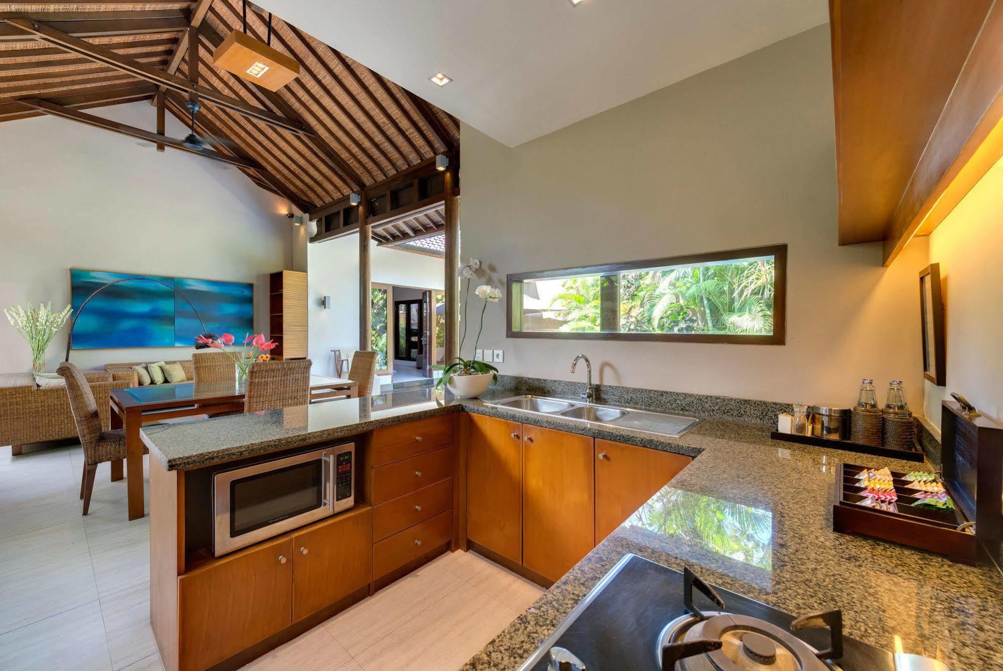 Lakshmi Villas Seminyak  Bagian luar foto